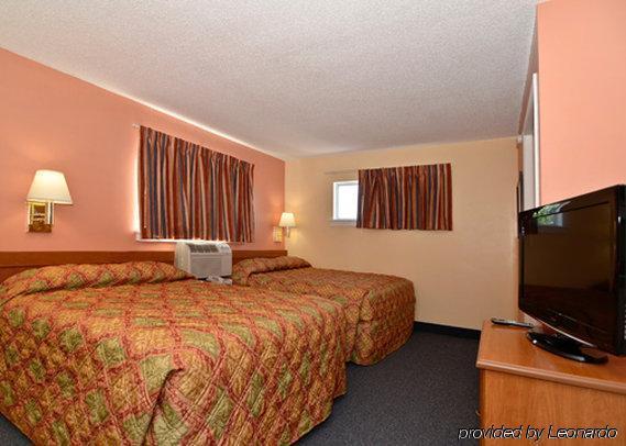 Siegel Select Bartlett Hotel Room photo